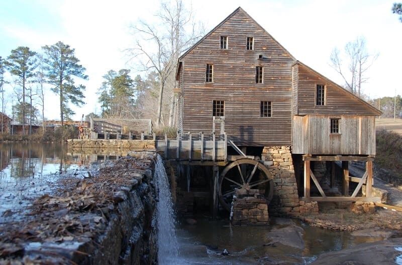 fly drone Historic Yates Mill County Park